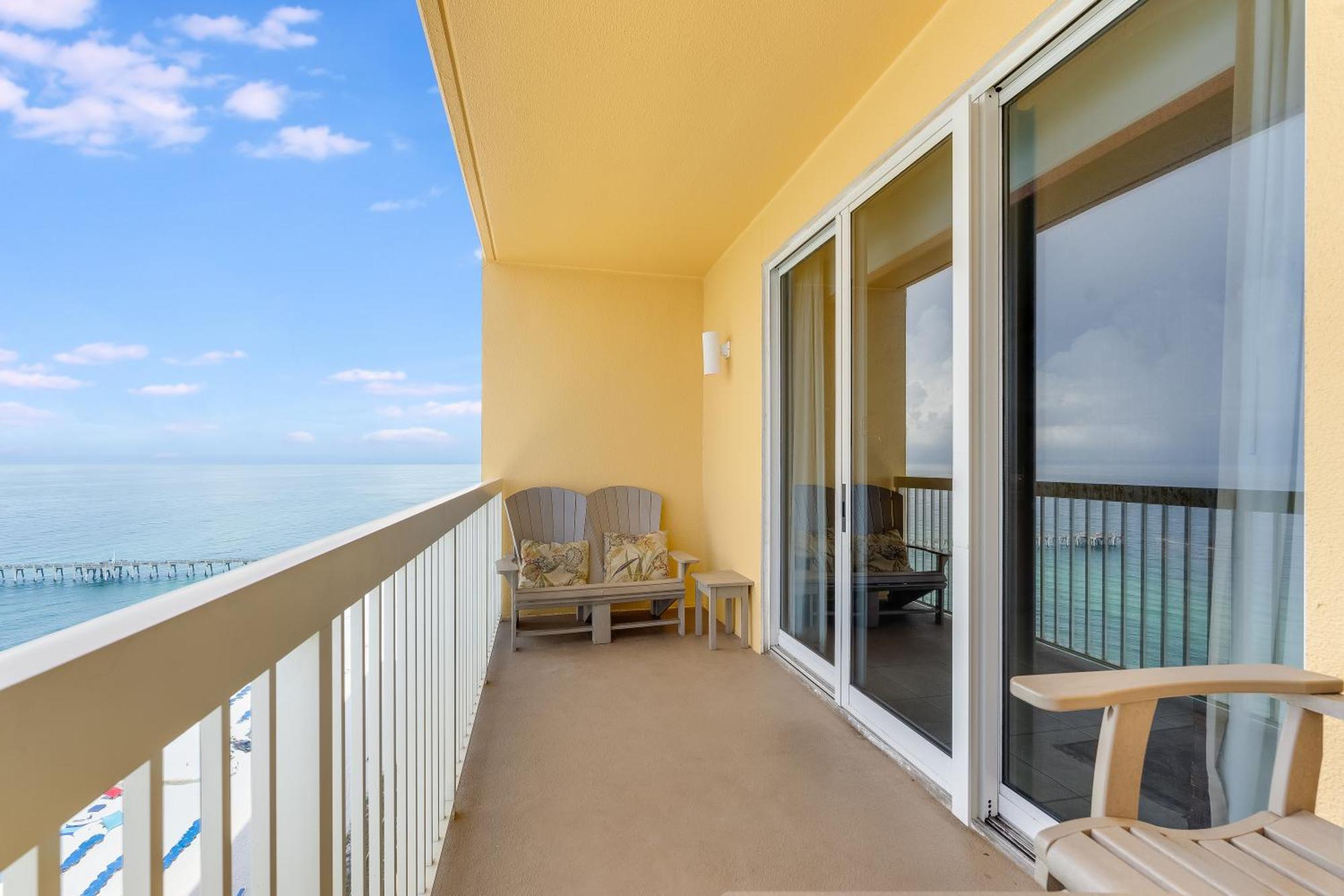 Calypso Beachfront Apartment *